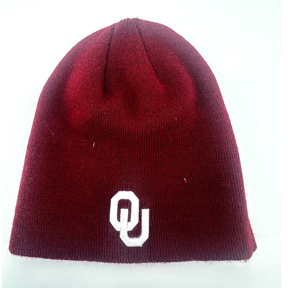 Top of the World Oklahoma Sooners Beanie Hat Maroon OU Logo Sooner Schooner Knit